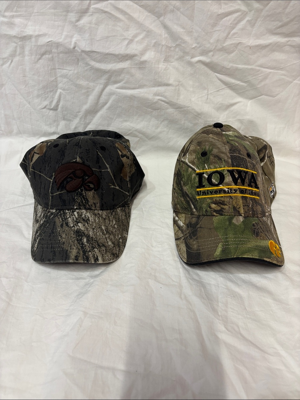 2 Iowa Camouflage adult Baseball Caps - Green